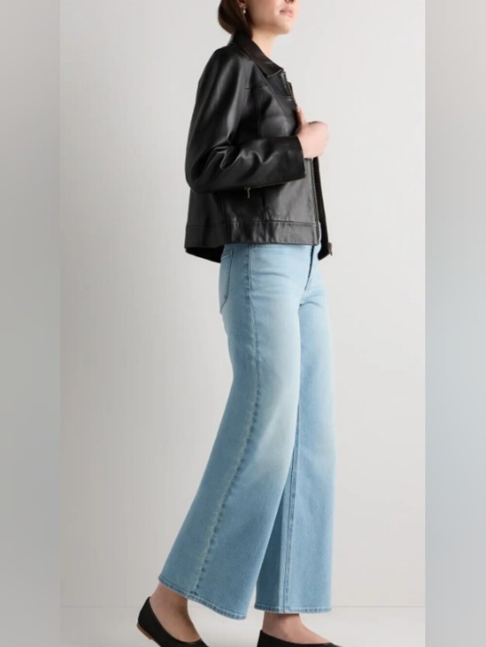 Quince Women Bella Stretch Relaxed Straight Flare Jeans Cool Blue Preppy Organic